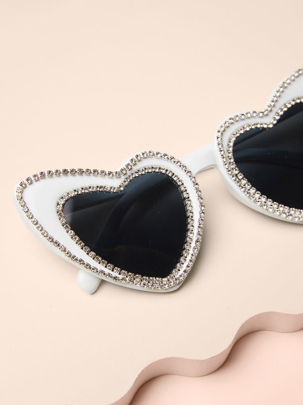 white heart sunglasses, rhinestones sunglasses, heart sunnies, affordable french fashion accessories, french labels