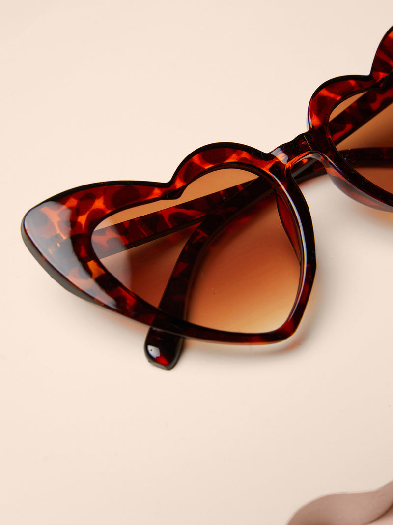 browne heart sunglasses, affordable sunglasses, heart sunnies, french fashion accessories, french label, costume jewellery