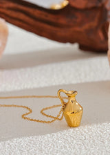 Solide Vase Charm Gold Necklace