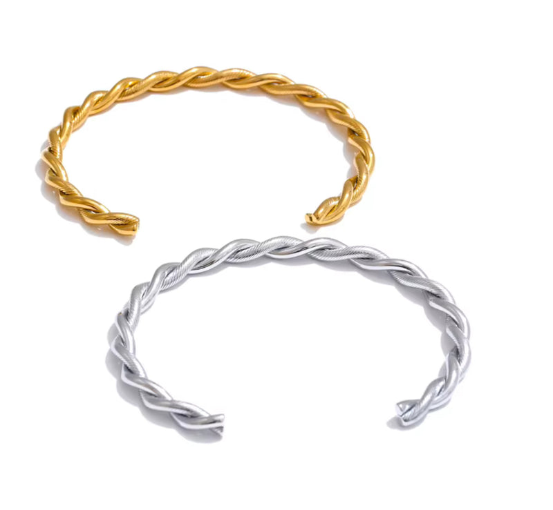 Twisted Gold Bangle