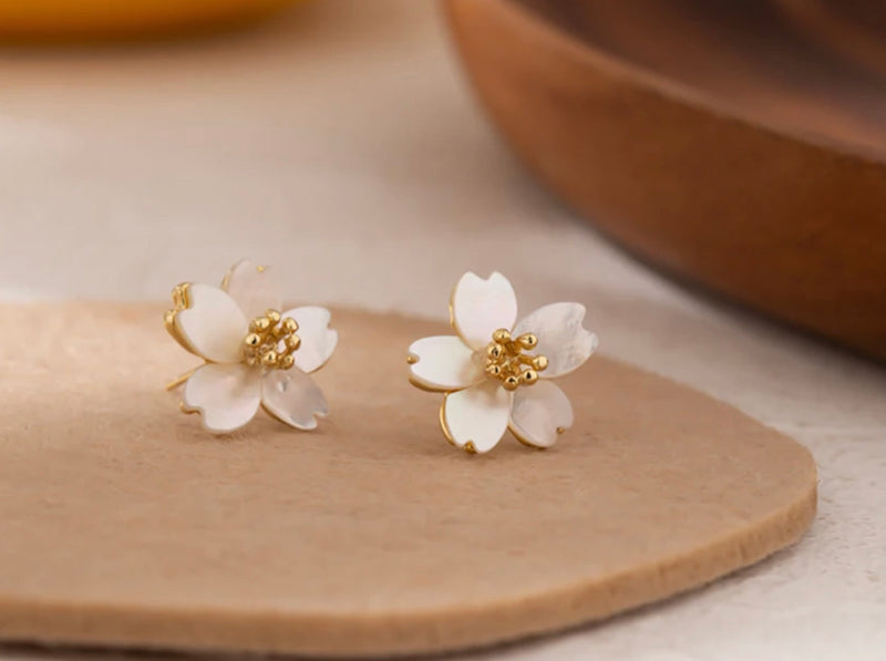 Natural Shell Flower Earrings