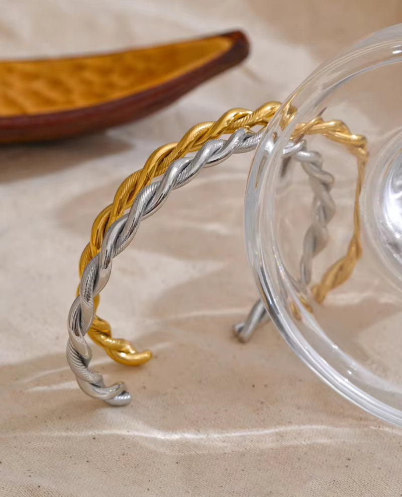 Twisted Gold Bangle