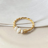 Real Pearls Twisted Ring