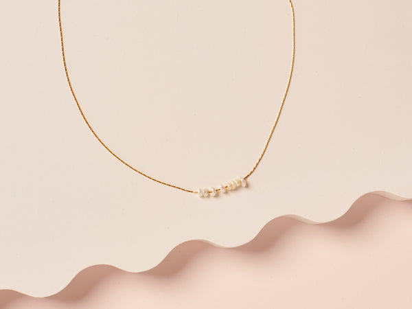 Thin Chain With Fresh Water Pearl Necklace