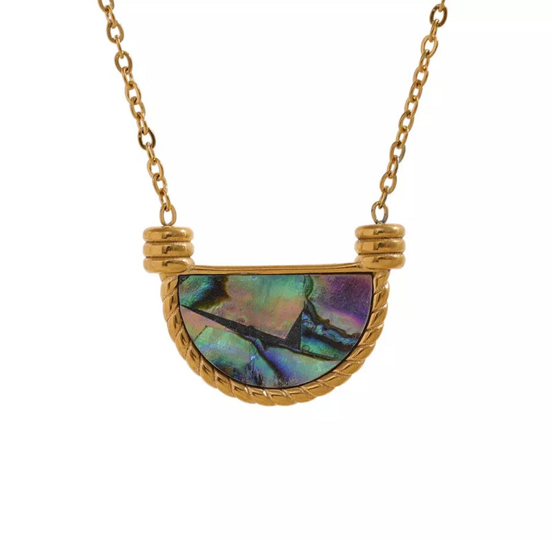 Natural Shell Necklace