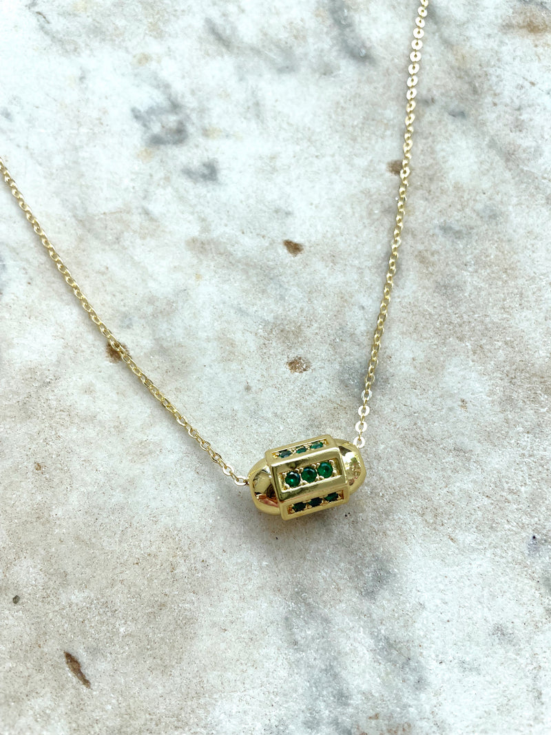 Green Stones Pendant Necklace