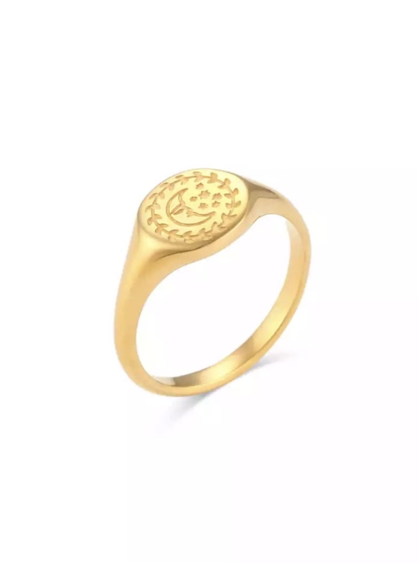 Luna Gold Ring