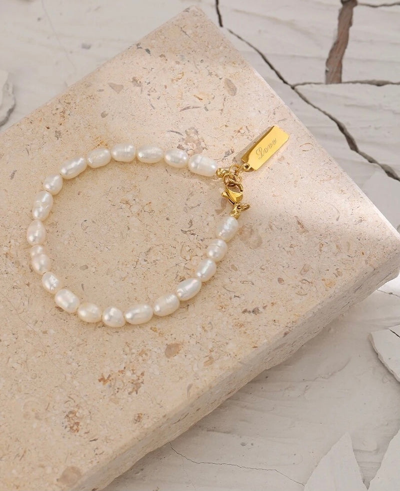 Affordable women's fresh water pearl bracelets Australia, online everyday gold bracelet, statement party accessories bracelets, French jewellery label, French fashion accessories brand