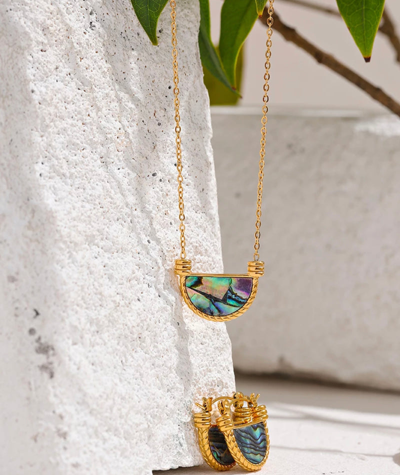 Natural Shell Necklace